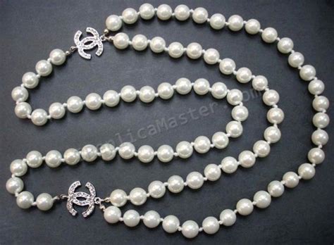 chanel pearl necklace fake|chanel knock off necklace.